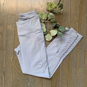 Victoria Sport | Knockout Tight Leggings